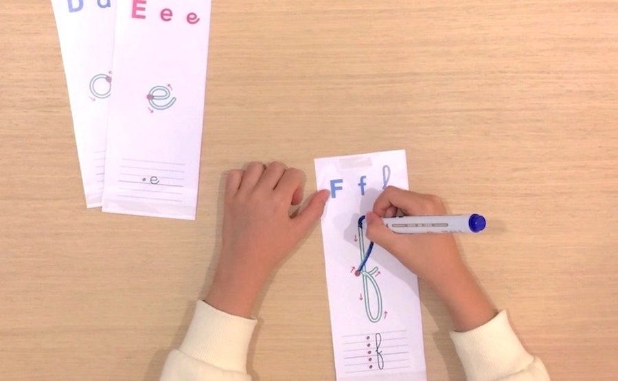 Apprendre A Ecrire Les Lettres De L Alphabet En Attache Gs Cp Ce1 Ief